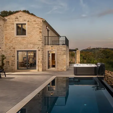 Beautiful La Vinella